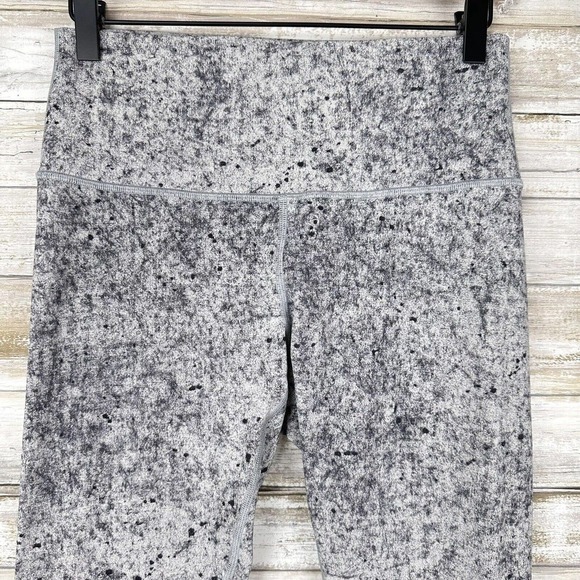 LULULEMON Wunder Under Size 8Hi-Rise 7/8 Tight‎ Full-On Luxtreme Antiqued White - Picture 3 of 14